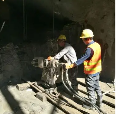 船山水下抗分散灌浆料特点 水下不分散注浆料介绍