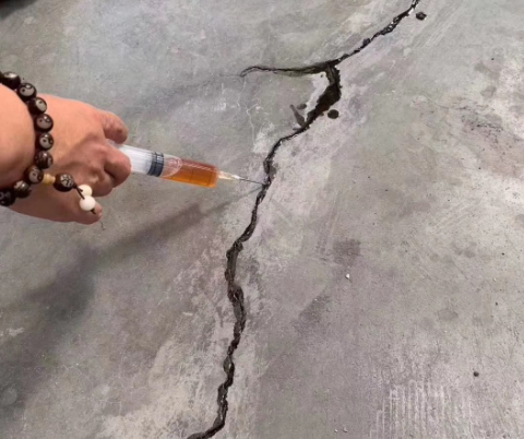 船山混凝土裂缝修补技术详解​